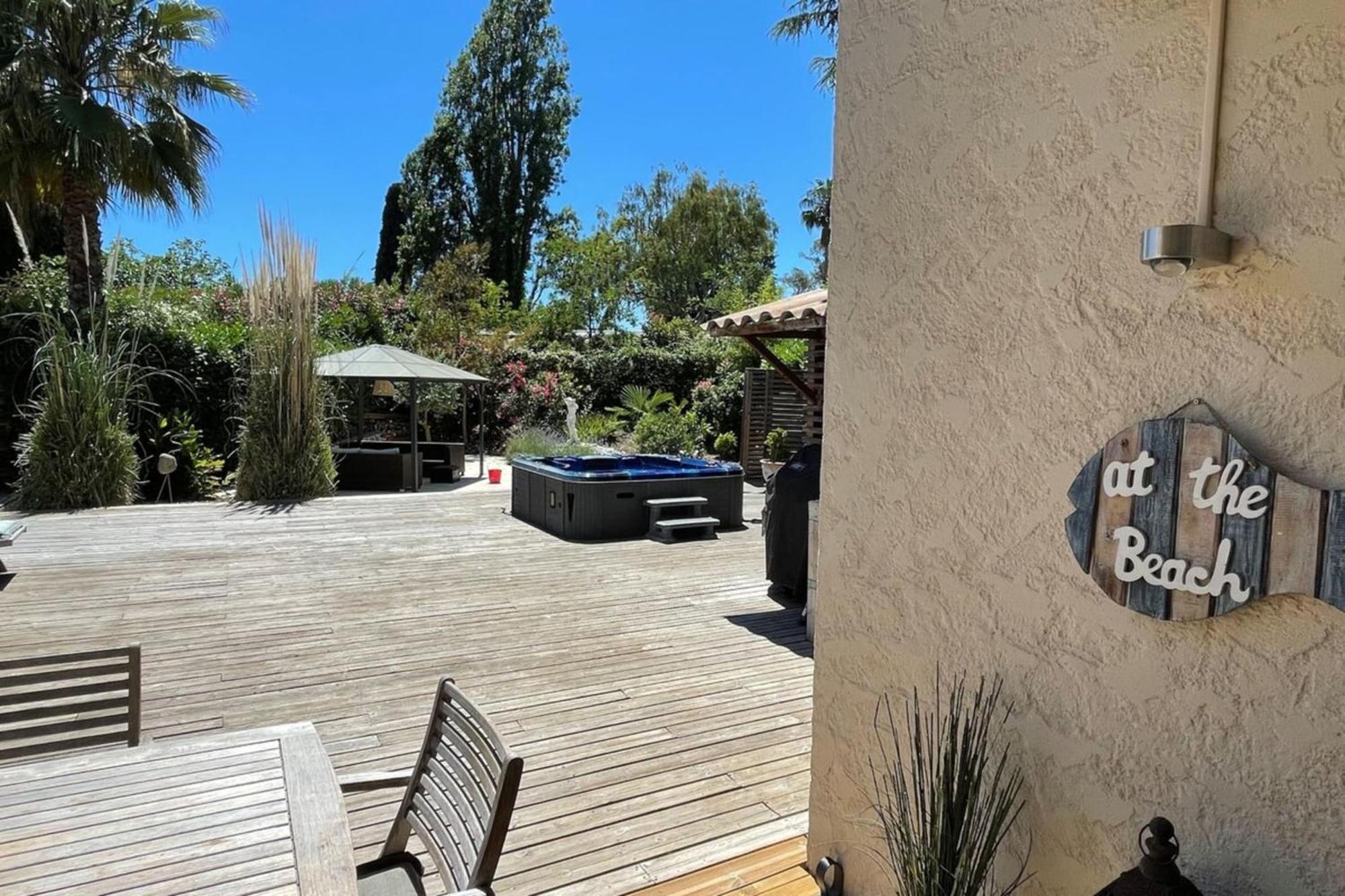 06V - Beautiful Villa With Spa Pool And Tennis 비오 외부 사진