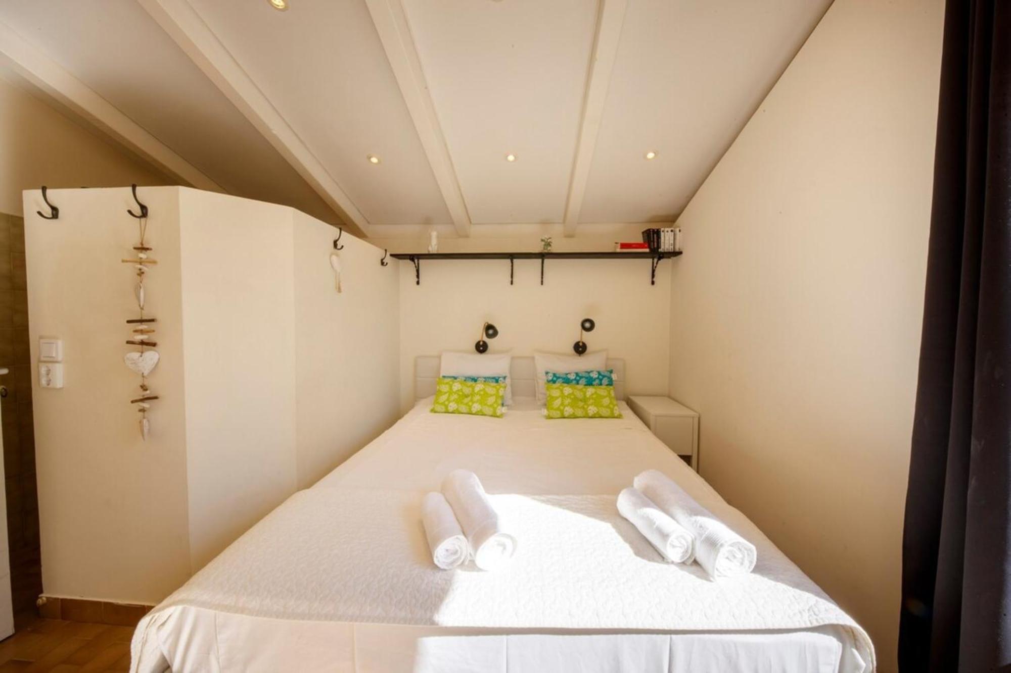 06V - Beautiful Villa With Spa Pool And Tennis 비오 외부 사진